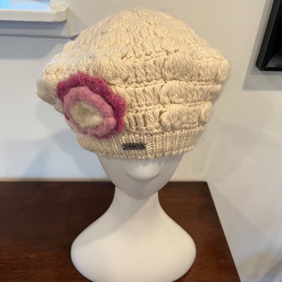 DeLux 100% wool beret - Picture 1 of 8